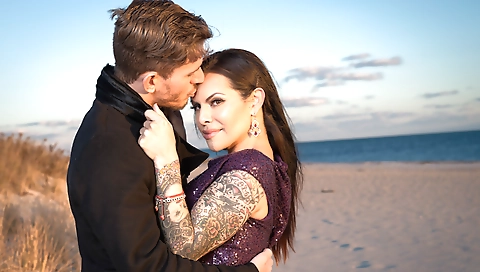 Alexander Gustavo & Ts Foxxy in Deep Inside TS FOXXY - TransSensual